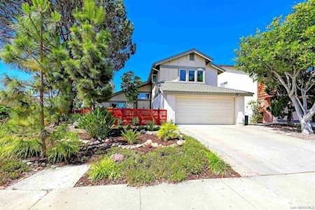 7695 Jade Coast Rd San Diego, CA 92126