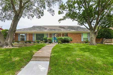 6168 Whitman Avenue Fort Worth, TX 76133