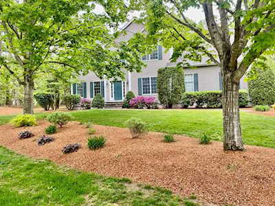 35 Old North Trl Mansfield, MA 02048
