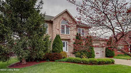 11506 Hopi Ct Louisville, KY 40299