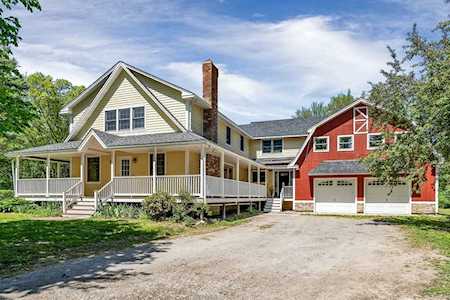 236 Gates Pond Rd. Berlin, MA 01503