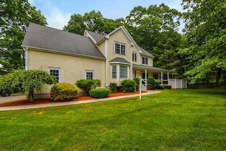 10 Highridge Rd. Bellingham, MA 02019