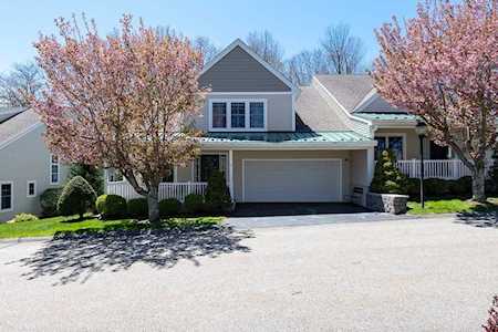 41 Blossom Square #13 Holden, MA 01520