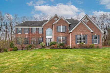 45 Bridle Ridge Drive Grafton, MA 01536