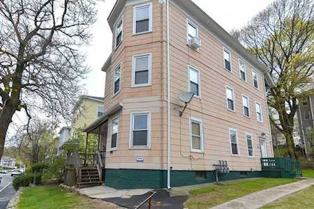 14 Hooper St Worcester, MA 01605