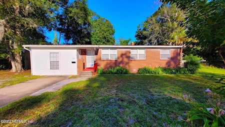 1728 Debutante Dr Jacksonville, FL 32246