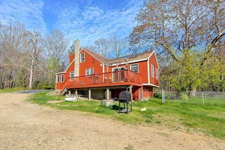 15 Old Spencer Rd Charlton, MA 01507
