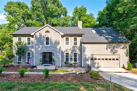 7046 Chelsea Day Ln Tega Cay, SC 29708