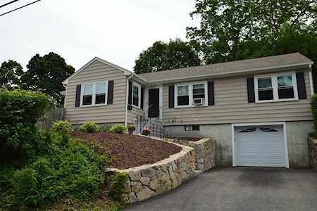 64 Short St Marlborough, MA 01752