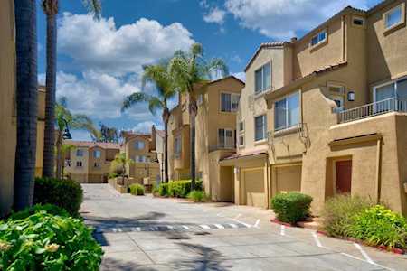 1690 Civic Center Dr 611 Santa Clara, CA 95050
