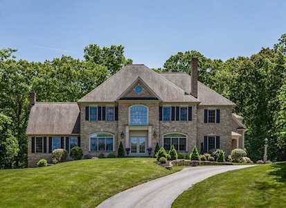 15 Fawn Ridge Rd Hopkinton, MA 01748