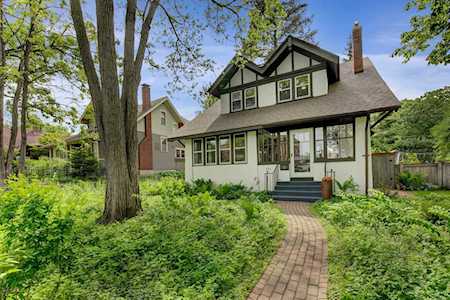 171 Lexington Parkway S Saint Paul, MN 55105