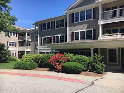 34 Meeting House Ln #211 Stow, MA 01775