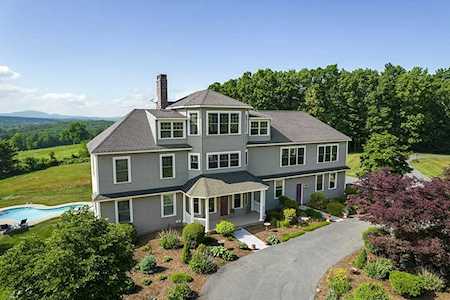 153 Prescott St West Boylston, MA 01583