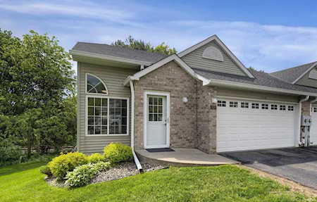 1320 Conservatory Court Saint Paul, MN 55117