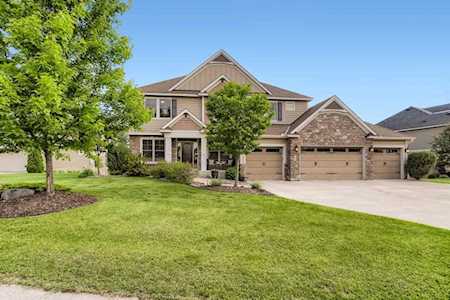 9 Leaf Wing Drive North Oaks, MN 55127