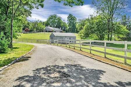 566 Stow Rd Marlborough, MA 01752