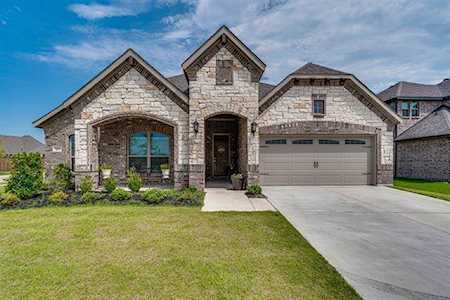 425 Strait Lane Waxahachie, TX 75165