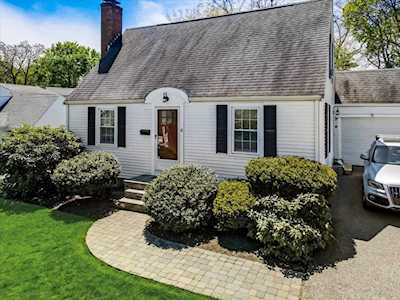 4 Sycamore Lane Hingham, MA 02043