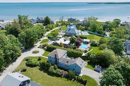 7 Bradford Rd Duxbury, MA 02332