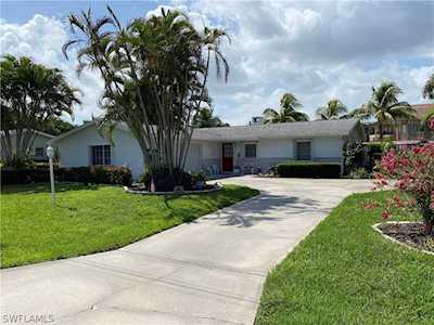 807 Cypress Lake Circle Fort Myers, FL 33919