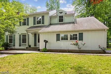 30 Brier Ct New Providence Boro, NJ 07974