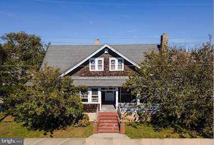 203 Berkeley Ave Beach Haven, NJ 08008