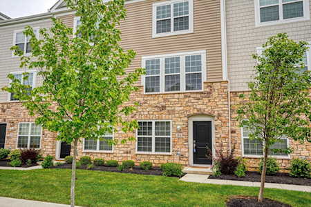 284 Autumn Ridge Circle Pickerington, OH 43147
