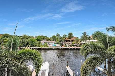2751 NE 15th Street #302 Fort Lauderdale, FL 33304