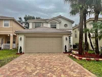 5031 Starblaze Drive Green Acres, FL 33463