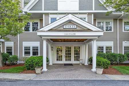 6 Technology Dr #333 Chelmsford, MA 01863