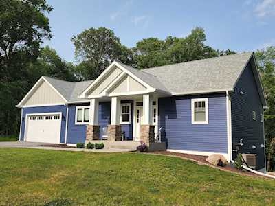 10370 Kelman Court N Stillwater, MN 55082