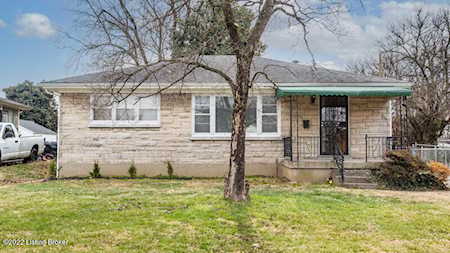 2122 Becker Ct Louisville, KY 40216