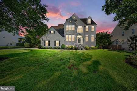 42 Emerson Dr Cinnaminson, NJ 08077
