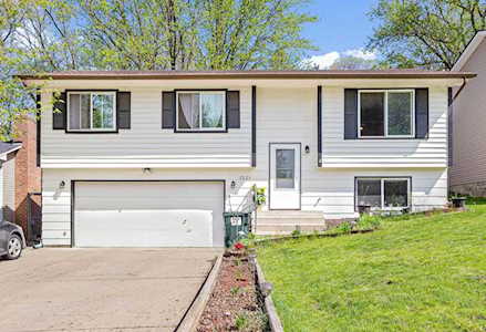 1201 44 1/2 Avenue NE Columbia Heights, MN 55421