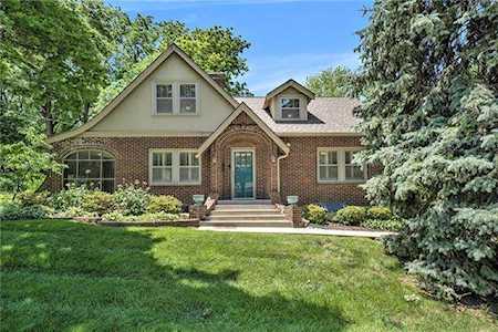 6134 Antioch Rd Merriam, KS 66202