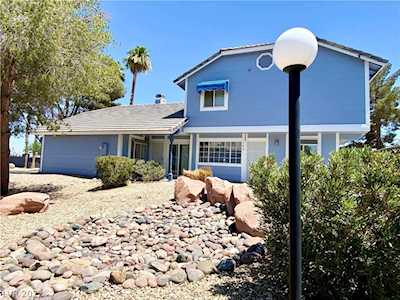 5840 Medallion Dr #101 Las Vegas, NV 89122