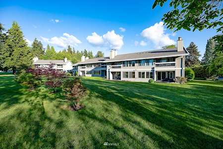 11104 NE 68th St #A203 Kirkland, WA 98033