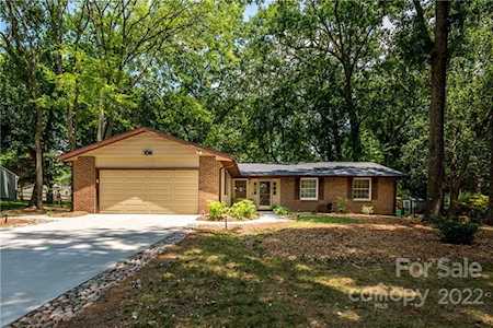 5833 Ryder Ave Charlotte, NC 28226