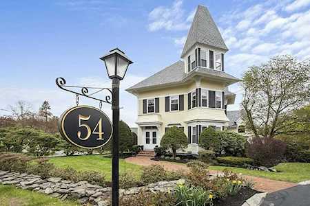 54 Boston Road #2 Chelmsford, MA 01824