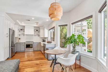 2114 Summerhill Dr Encinitas, CA 92024