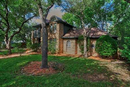3903 Cross Bend Court Arlington, TX 76016