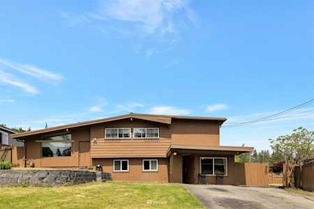 1015 149th Place SE Bellevue, WA 98007