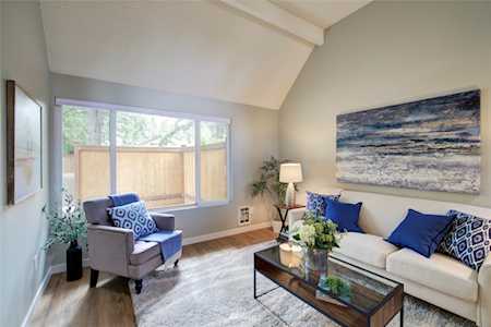 14600 SE 176th St #T-8 Renton, WA 98058