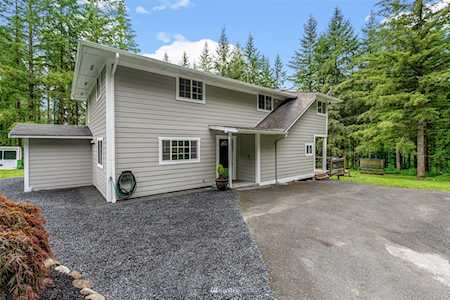 27216 10th Dr NE Arlington, WA 98223