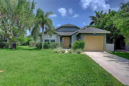 21 Misty Meadow Dr Boynton Beach, FL 33436