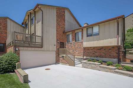48 Portwine Rd Willowbrook, IL 60527