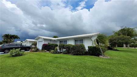 2102 SW 22nd Ave Boynton Beach, FL 33426