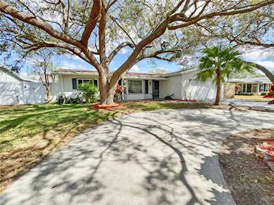 11117 116th St Largo, FL 33778