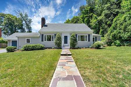 30 Moulton Park Rd Framingham, MA 01702